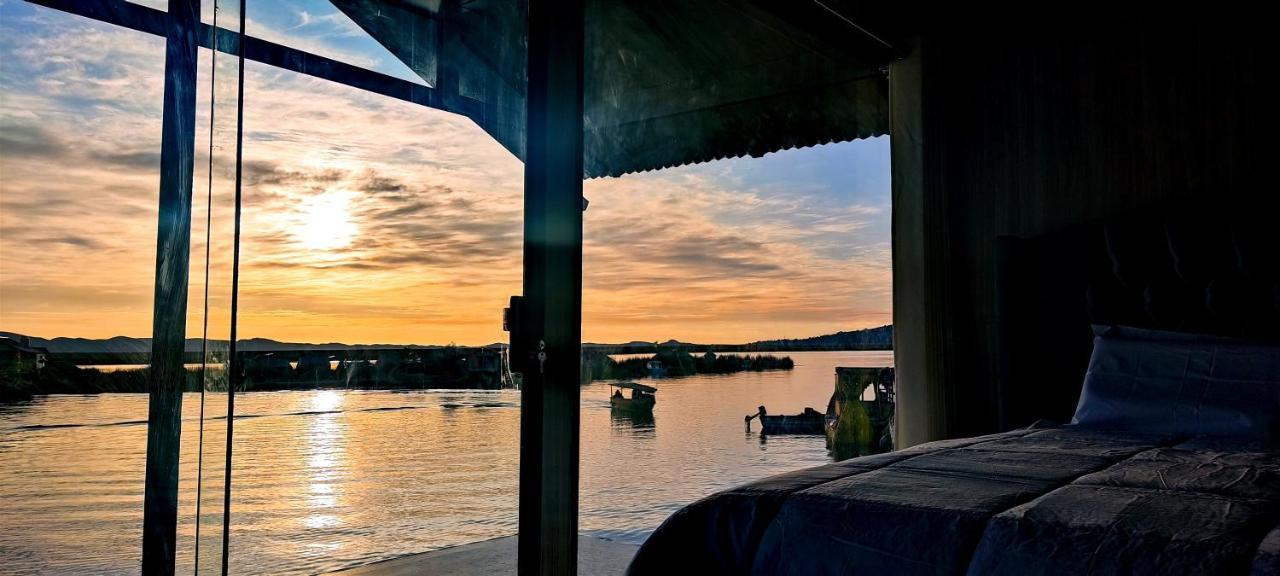 Titicaca Habitacion Panoramica Vista Al Amanecer Villa Puno Dış mekan fotoğraf