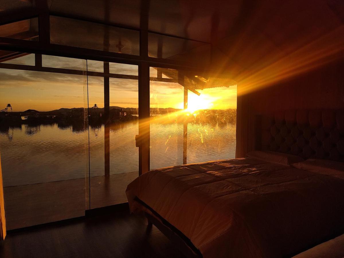 Titicaca Habitacion Panoramica Vista Al Amanecer Villa Puno Dış mekan fotoğraf